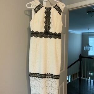 Fitted white lace dress